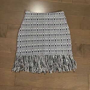 ZARA Blue & White Tweed Pull-On Fringe Skirt Women's Size S